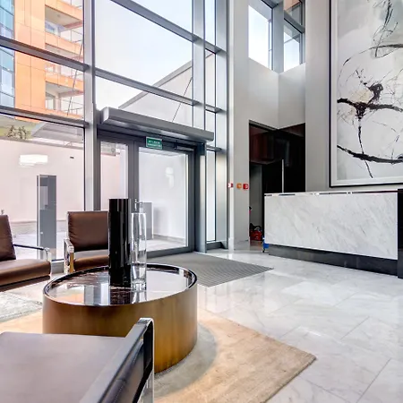 Brabank Old Town & By Renters Apartmán