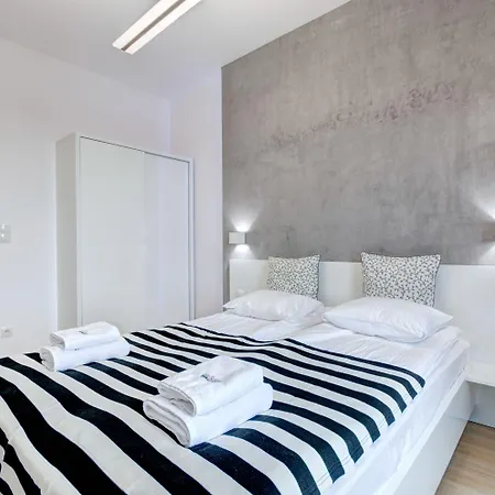 Brabank Old Town & By Renters Gdaňsk