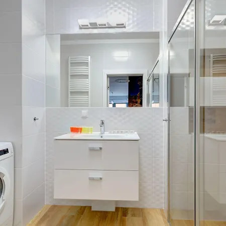 Brabank Old Town & By Renters Apartmán *