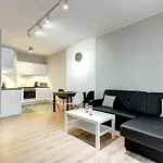 아파트 Brabank Old Town & By Renters