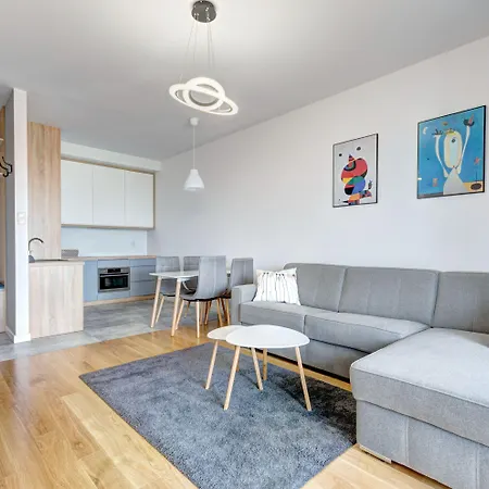 Apartments Brabank Old Town & By Noclegi Renters Apartment