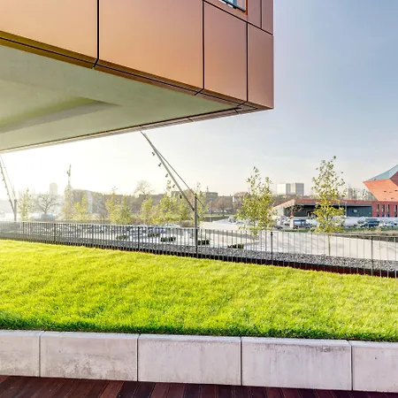 Brabank Old Town & By Renters *