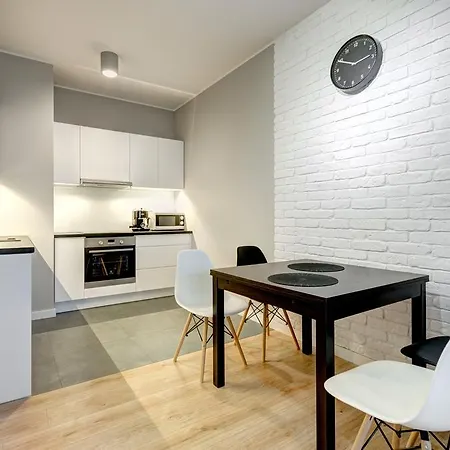 Dom & House - Brabank Old Town *