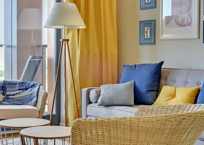 Apartments Brabank Old Town & By Noclegi Renters *