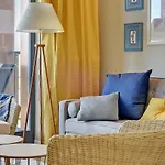 Brabank Old Town & By Renters *